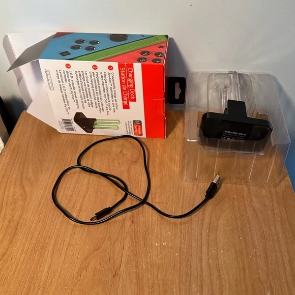 ** SOLD ** Nintendo Switch Joy-Con Charging Dock - Neon Red, Blue, and Black 🕹️ - Picture 5 of 7